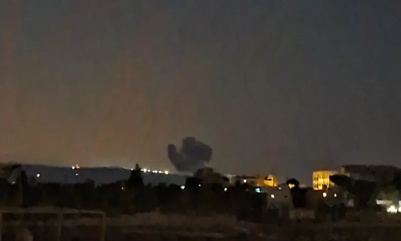 بالصور... غارات وقصف إسرائيلي على جنوب لبنان