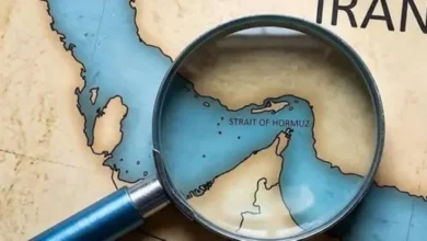 خارك ولارك.. جزيرتان صغيرتان بقلب معادلة النفط ومضيق هرمز