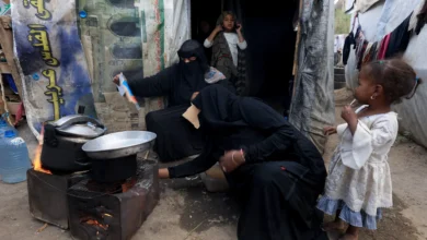 وسط "مرحلة متقلبة".. كل الطرق تؤدي إلى الجوع باليمن
