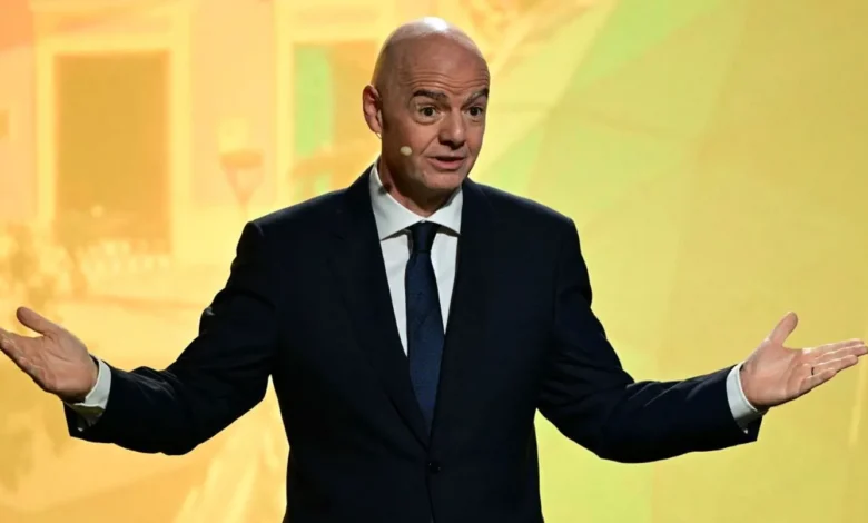 ما موقف الاتحاد السعودي من إنفانتينو ومشروع فيفا؟