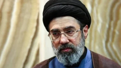 المرشد الإيراني يدعو الإيرانيين لتجنب الخلافات والدول الإسلامية للوحدة
