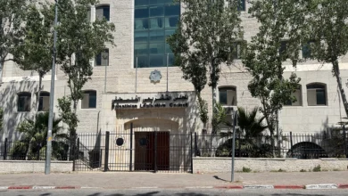 هيئة فلسطينية تطالب بانتخابات نزيهة وحماس تدعو المواطنين للتسجيل