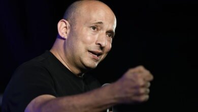 بينيت: بائع مثلجات كرواتي رفض بيع الآيس كريم لابنتي لأنها إسرائيلية