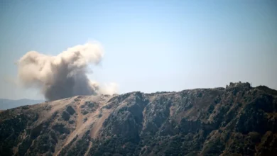 إسرائيل تواصل اعتداءاتها جنوب لبنان... غارات وتفجيرات