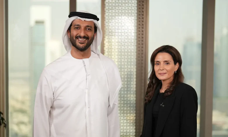 حوار خاص- معالي عبدالله بن طوق المري: الإمارات تحوّل الأزمات إلى فرص وتبني اقتصاداً عماده رفاه الإنسان