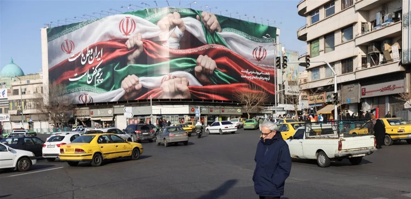 مضيق هرمز ابرز اوراق التفاوض بين مسارين… هذا ما تخطط له طهران