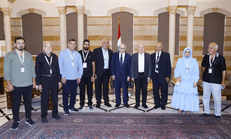 سلام يستقبل وفداً من بلدية فرون الجنوبيّة