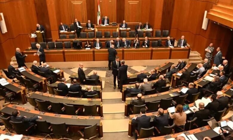مجلس النواب يُقرّ "قانون الإعلام".. ومرقص يعترض