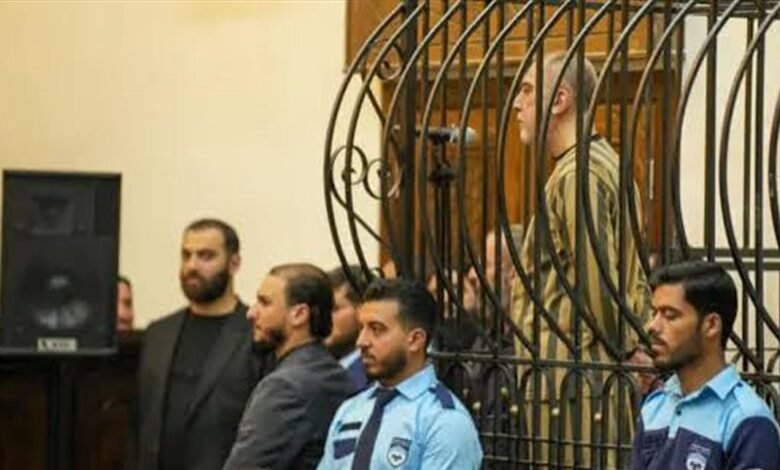 عاطف نجيب.. من أقبية التعذيب إلى حكم الإعدام