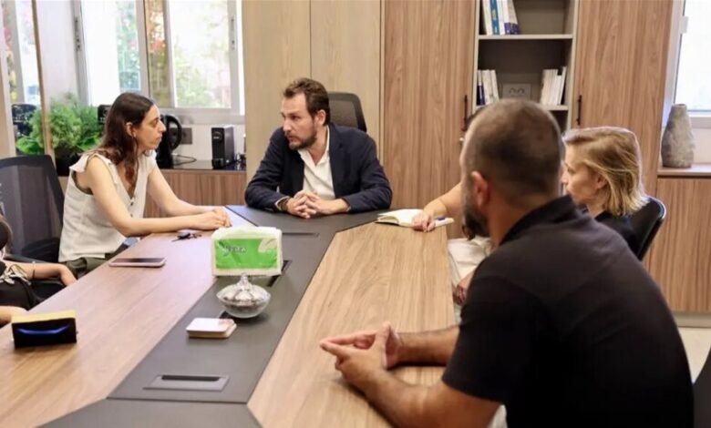 جولة للقائم بالأعمال الفرنسي على رميش وعين إبل