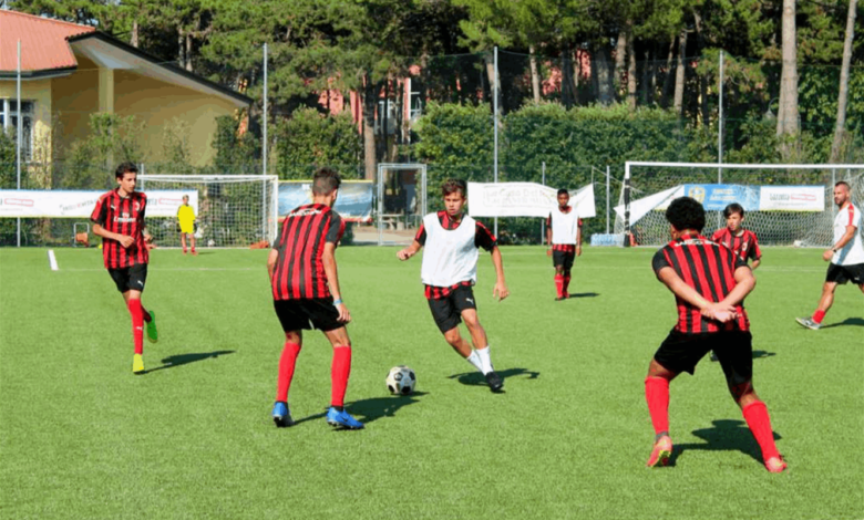 الأهالي يدفعون والاحتراف نادر جدا.. ماذا تقدّم أكاديميات الكرة في لبنان؟