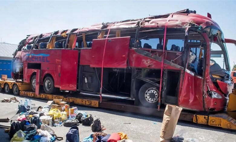 قتلى وجرحى في انقلاب حافلة سياحية بالمجر