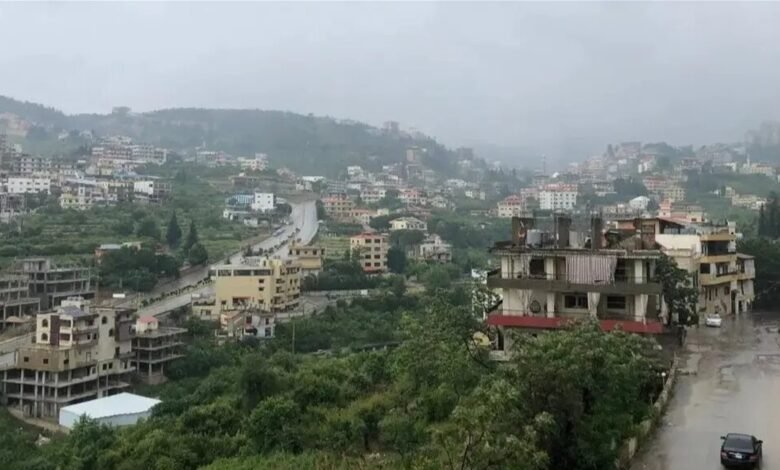 في لبنان.. "أمطار" في عزّ آب!