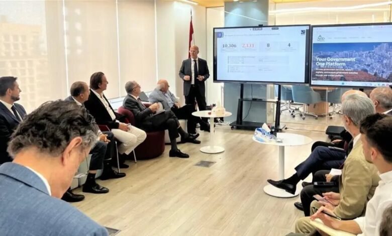 مكي بحث مع وفد "American Task Force" في مسار الإصلاح الإداري والتحول الرقمي