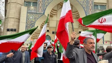 قنابل ترامب أضعفت النظام الإيراني.. لكن من سيسقطه؟