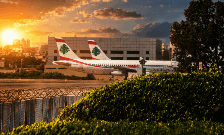 عند مدخل المطار.. إجراءات وتفتيش