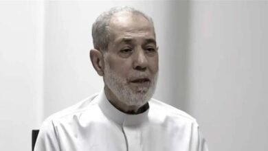 الحكم بالمؤبد على مفتي سوريا السابق أحمد حسون