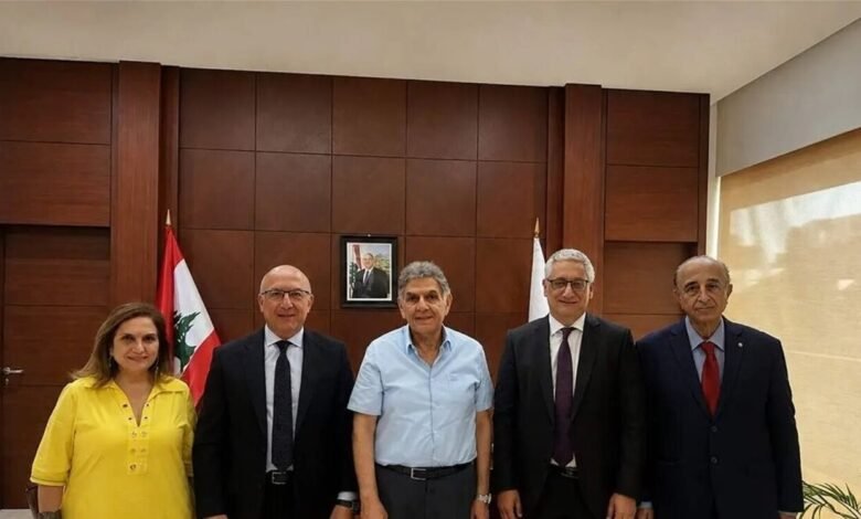 بخاش: ملف مكافحة منتحلي صفة في القطاع الصحي سلك طريقه الى التنفيذ