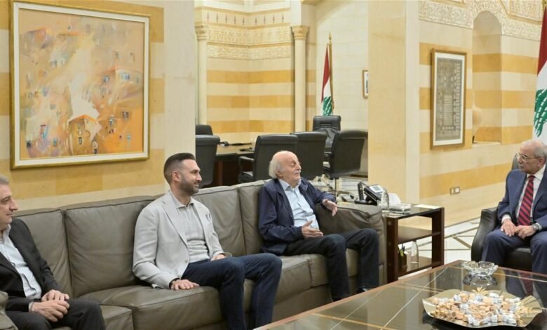 سلام وجنبلاط بحثا الاعتداءات الإسرائيلية وتهديدها لسيادة لبنان