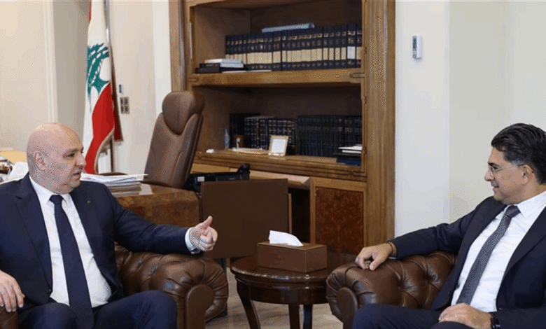 عون وقّع قانون الإعلام الجديد
