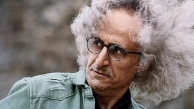 قضى 20 عاماً في المنفى.. موسيقار إيراني يعود إلى طهران
