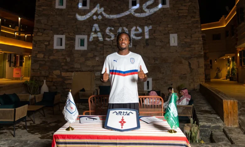 أبها السعودي يعزز خطه الهجومي بالبلجيكي باتشواي