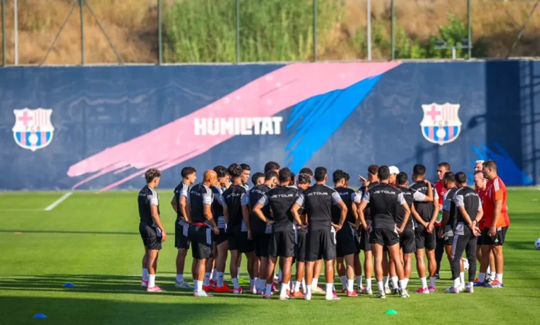 التشكيل المتوقع لمباراة الأهلي ضد برشلونة في كأس خوان غامبر