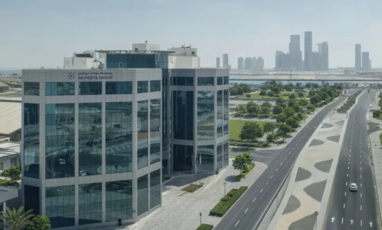 سهم "أبوظبي للموانئ" يقفز للحد الأقصى عقب عرض "أبوظبي للتنمية" شراء الشركة بالكامل
