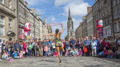 مهرجان Edinburgh Fringe... وفرة فنيّة أم زحام ثقافيّ؟