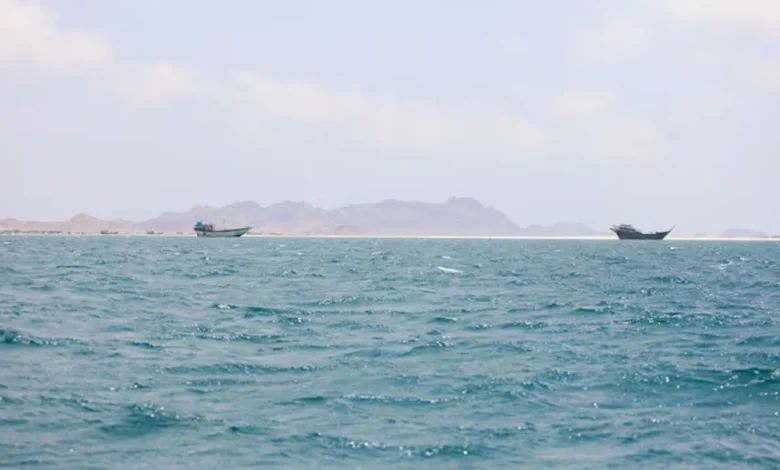 وزير في الحكومة اليمنية: الحوثيون يخططون للسيطرة على ساحل باب المندب