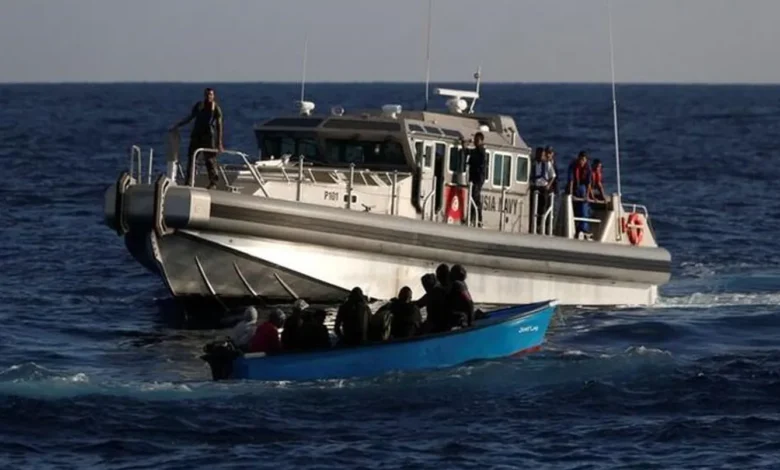 غرق مركب مهاجرين يهزّ تونس... فقدان ما لا يقل عن 13 شخصاً