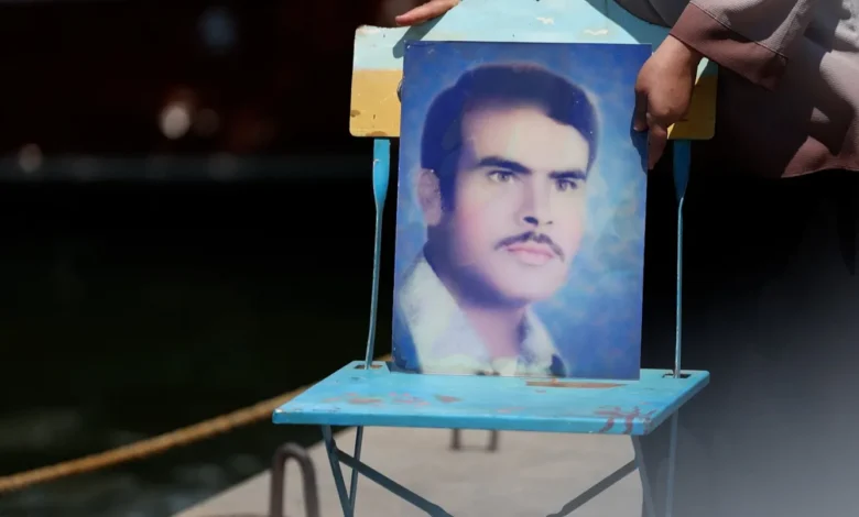 ذهب ليبيع السمك ولم يعد... 45 عاماً من الانتظار