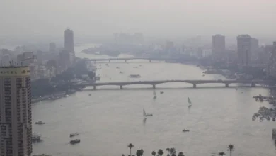 الحكومة المصرية تنفي نيتها التخلي عن ملكية قناة السويس مقابل الديون المحلية