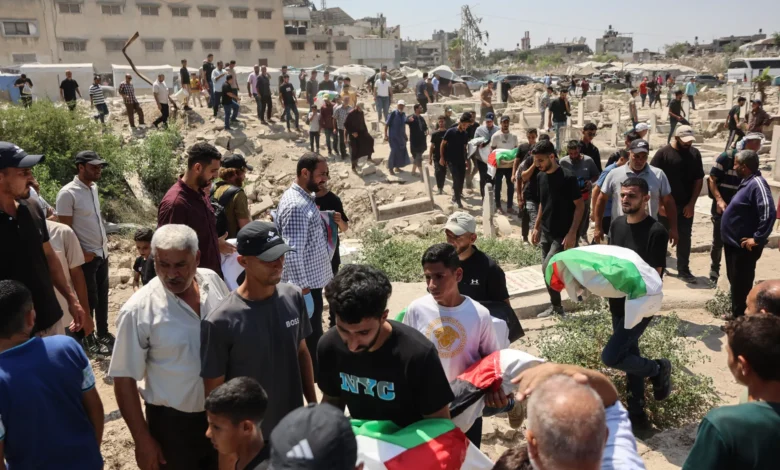 غزة.. مسيرة إسرائيلية تغتال فلسطينيا في منزله ومصابون في اعتداءات متفرقة