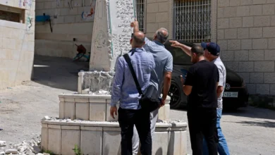 "عار يهدد إسرائيل".. نائب متطرف يشعل عاصفة بتحطيم نصب فلسطيني في الضفة