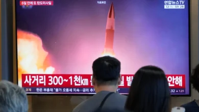حلّق لمسافة 700 كيلومتر.. بيونغ يانغ تطلق صاروخا باليستيا باتجاه البحر