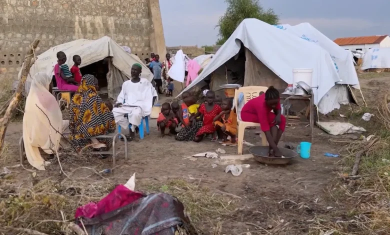 مشاورات أولية لإطلاق "حوار مستقل" بالسودان و200 ألف نازح من كردفان