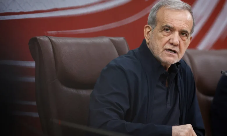 إيران مباشر.. طهران تحذر الجوار من الانخراط في الحرب الاقتصادية وإسرائيل تواصل قصف لبنان