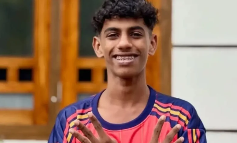 من هو آلان جيمس الهندي شبيه لامين يامال؟