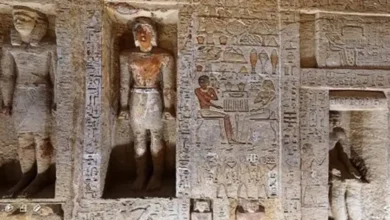أبواب وهمية وأسرار ملكية.. سقارة تبوح بلغز موظف فرعوني