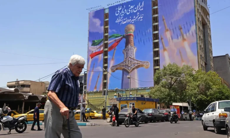 إيران المحتلّة قرار الحرب ودعم "حزب الله" لا تمتثل للقانون الدوليّ