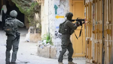 الجيش الإسرائيلي يطارد منفّذ عملية رام الله... ويصعّد في غزة