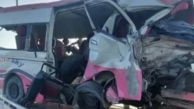 انقلاب حافلة مدرسة دولية شهيرة في مصر.. وإصابة 17 طالباً