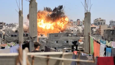 بينهم طفلتان.. 4 شهداء من عائلة واحدة بقصف إسرائيلي على غزة