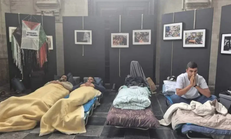 تأشيرات صورية.. إضراب جوع في بروكسل لإنقاذ عائلات فلسطينية عالقة بغزة
