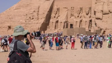مصر تستقبل 12.8 مليون سائح خلال 9 أشهر.. وتستهدف 20 مليوناً في 2026