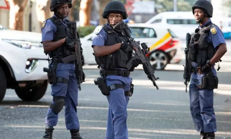 جنوب أفريقيا... إطلاق نار داخل حانة يودي بحياة 17 شخصاً وإصابة 15 آخرين