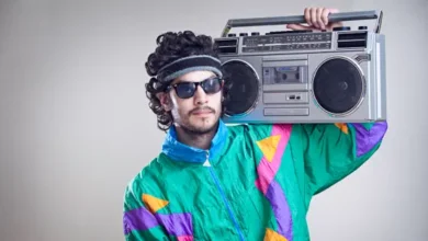 الوجه الآخر لـ"ترند الثمانينيات".. مخاطر خفية تبدأ من صورة شخصية