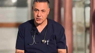 حسام أبو صفية: سجانون إسرائيليون يواصلون ضربي ويهددونني لإسكاتي