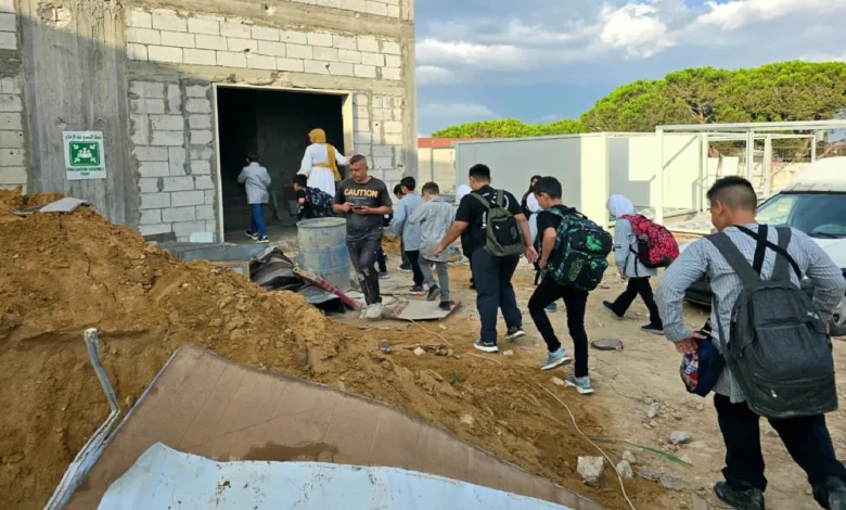 مديرة متوسطة برج قلاويه تناشد وزارة التربية... العام الدراسي يبدأ في غرف جاهزة وظروف صعبة (صور وفيديو)